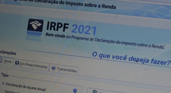 Receita recebe 438 mil declarações do IR no primeiro dia de entrega